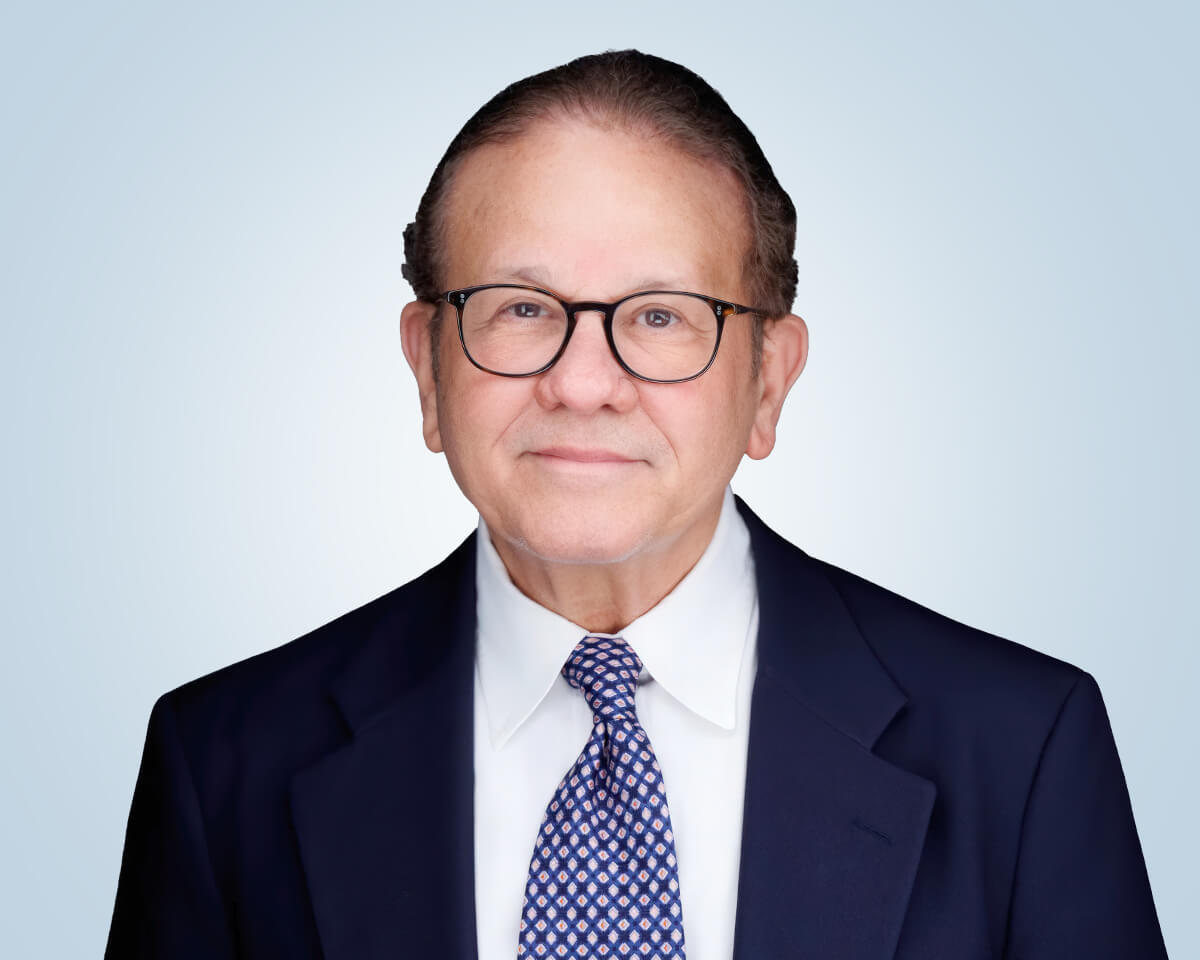 Headshot of Larry H. Mufson, MD