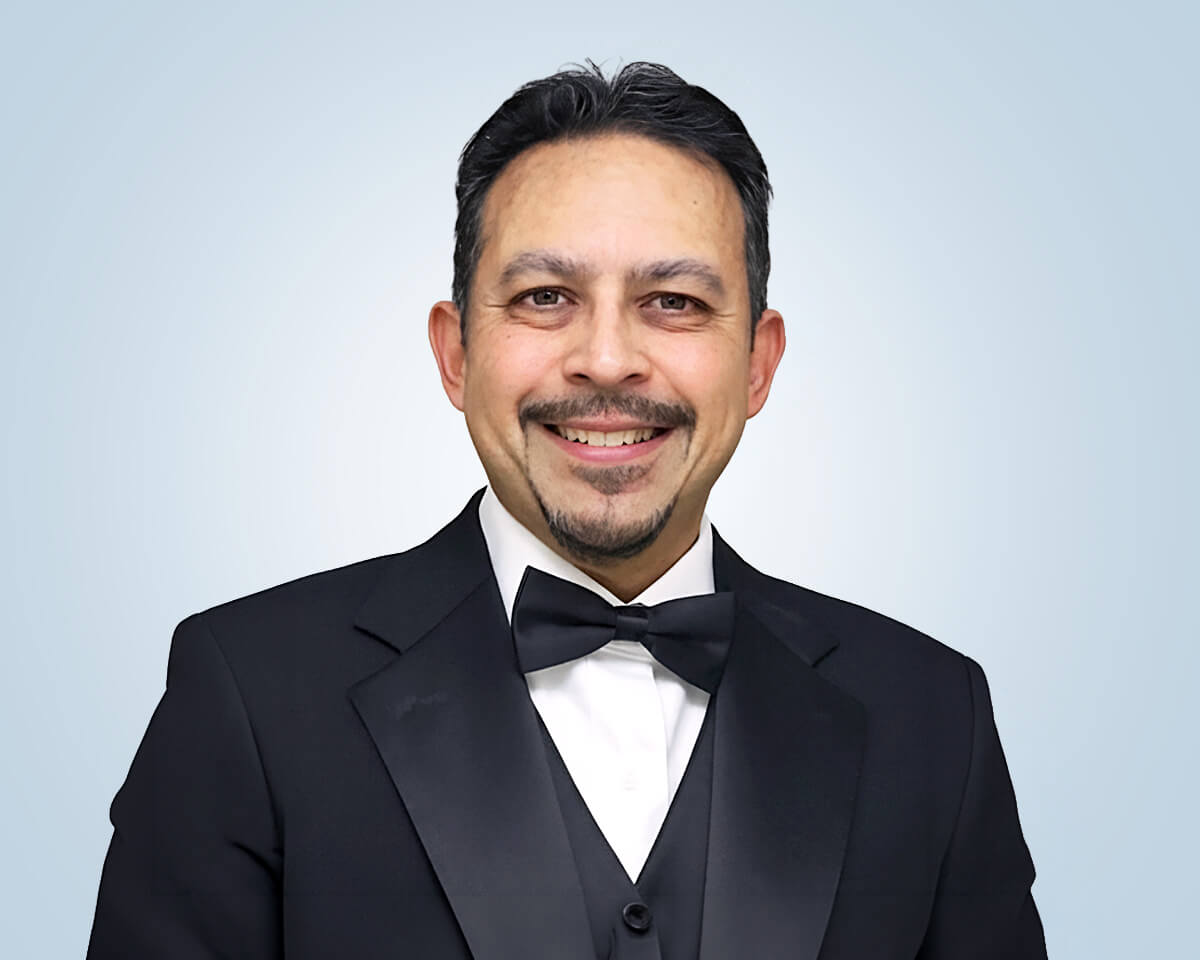 Headshot of Sanjeev Saxena, MD